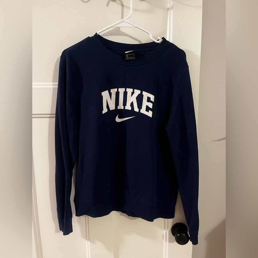 Nike Crew